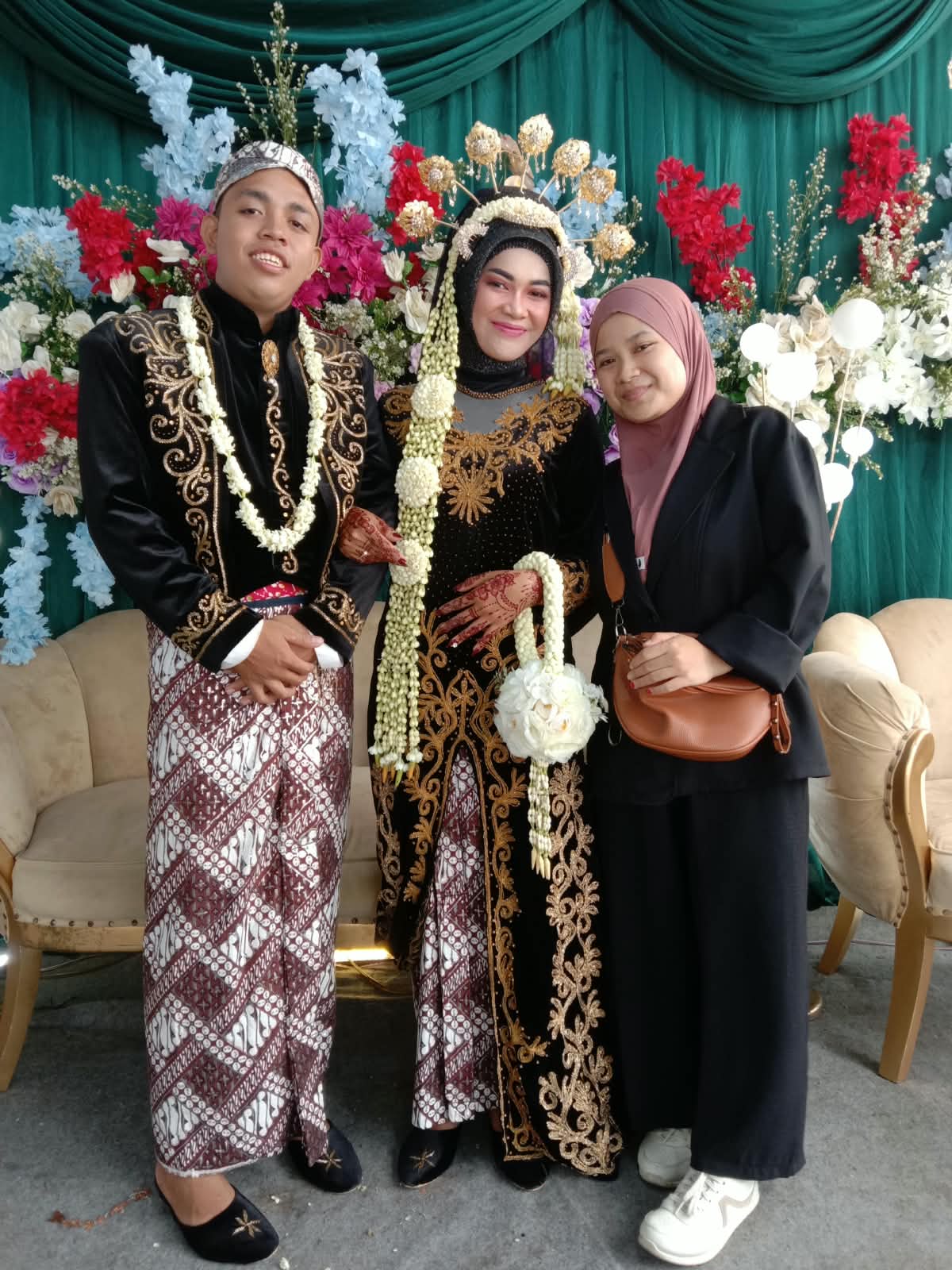 Kak Ali & Kak Serli